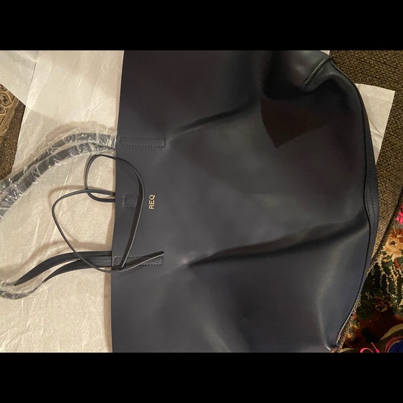 Mark and Graham tote - Picture 7 of 8